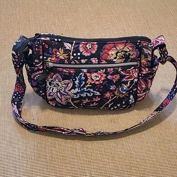 Vera Bradley Handbags - Vera Bradley Black Quilted Floral Purse Bag Crossbody